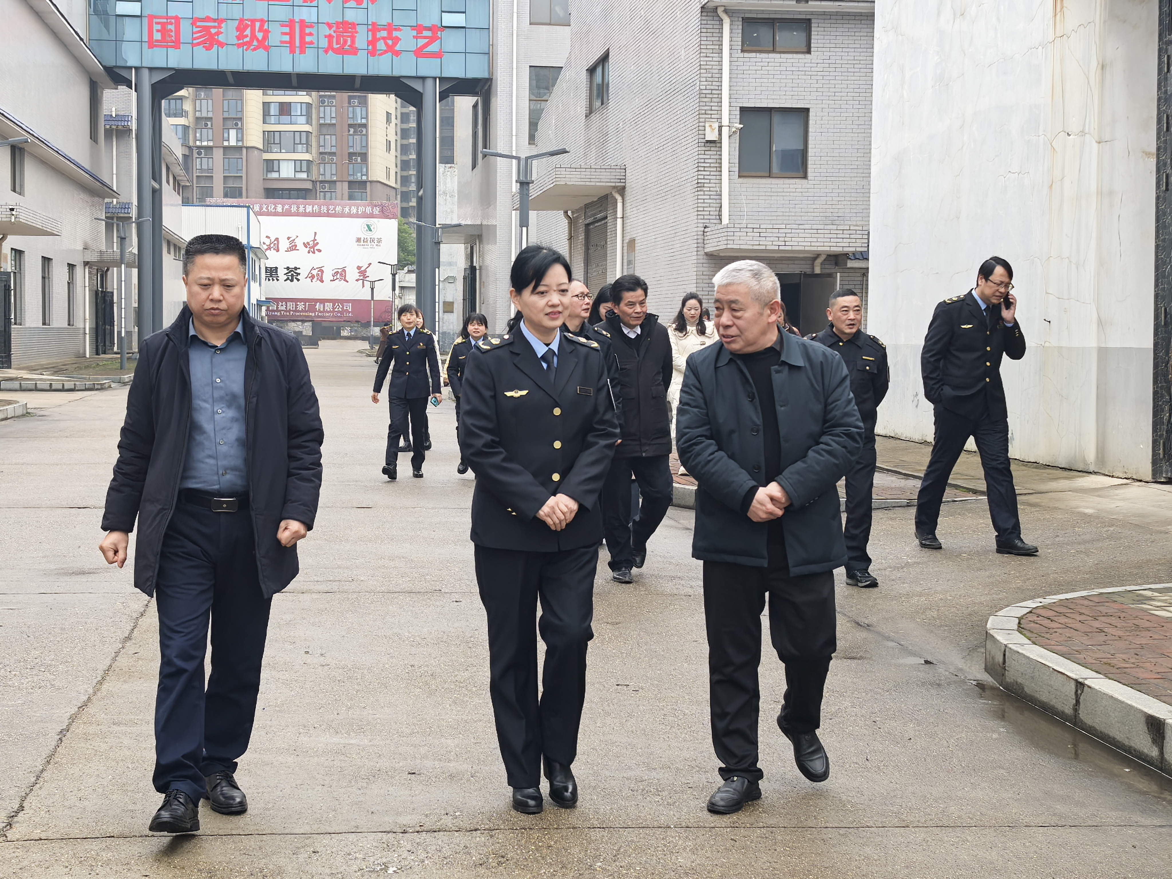 益陽市消保委走進(jìn)湘益茯茶 見證非遺技藝的品質(zhì)堅守